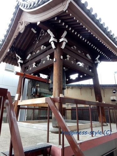 誓願寺の鐘つき堂